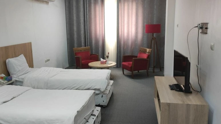 Roumeyle Apartment Hotel Asaluyeh 4