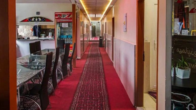 Ordibehesht Guest House Hamedan 9