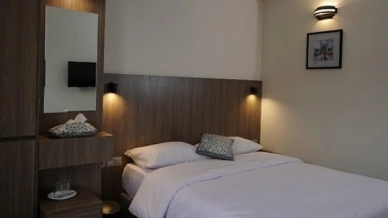 Karbat Hotel Isfahan 1