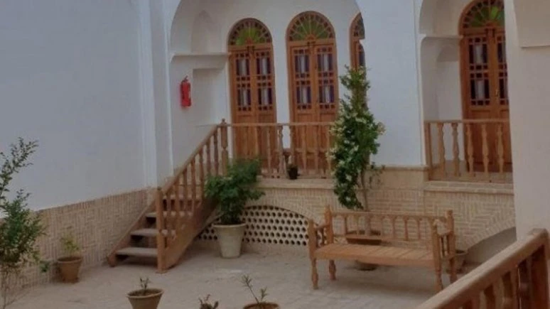 Givak Traditional Residence Kashan 3