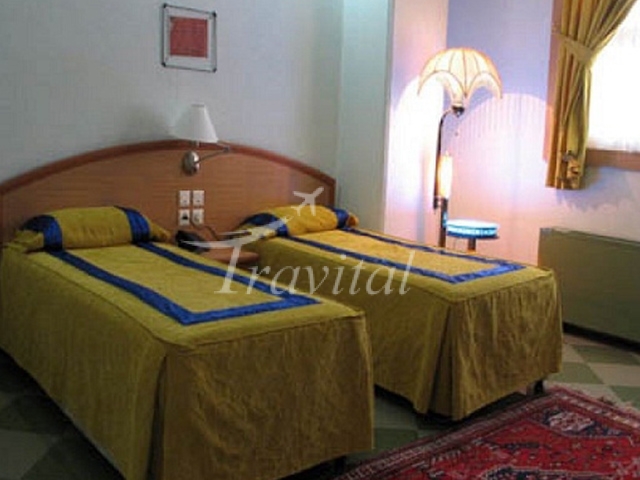 Govashir Hotel Kerman 1