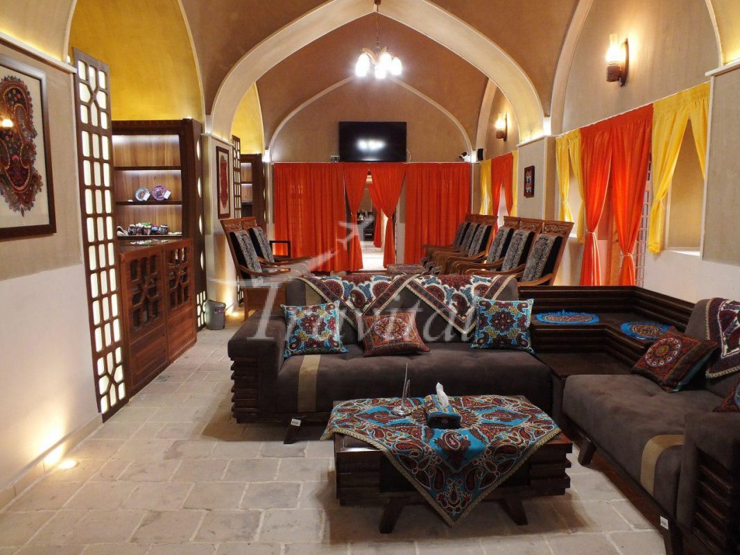 Eyvan Mahan Traditional Hotel Kerman 2