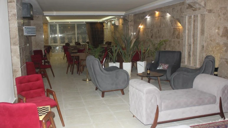 Patagh Apartment Hotel Kermanshah 6