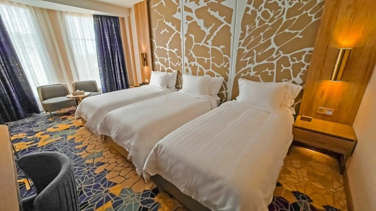 Amirkabir Hotel Kish 1