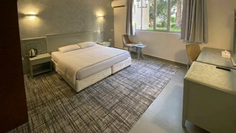Eram (2 star) Hotel Kish 8