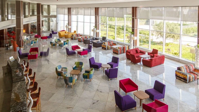 International Hotel Kish 3