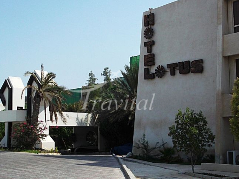 Lotus Hotel Kish 8