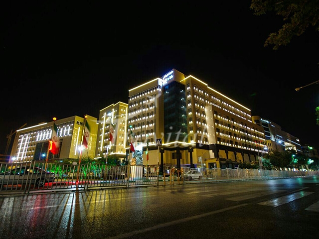 Hayat Shargh Hotel Mashhad 4