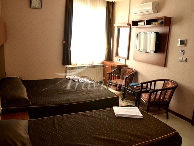 Resalat Apartment Hotel Mashhad 9