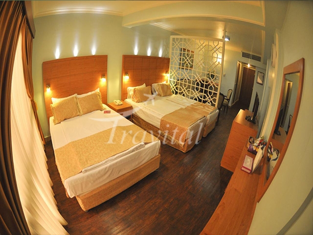 Tara Hotel Mashhad 9