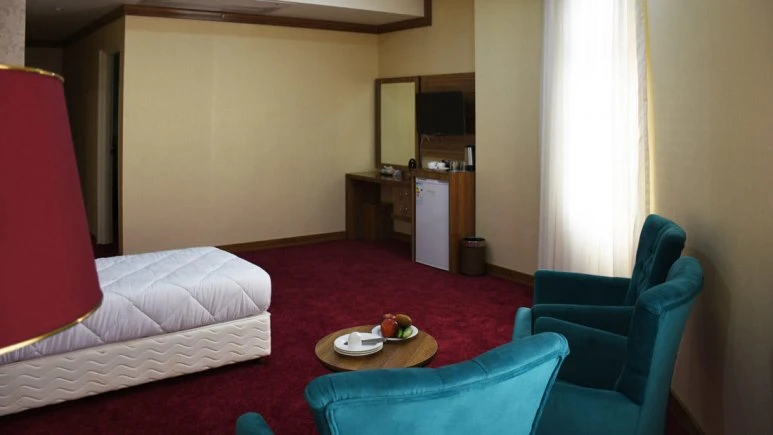 Raspina Hotel Qom 13