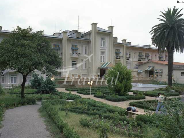 Parsian Azadi Grand Hotel Ramsar 8