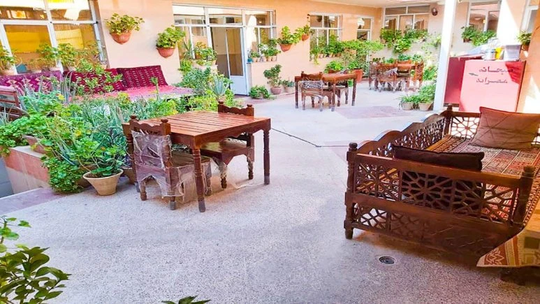 Dashti Guest House Shiraz 2