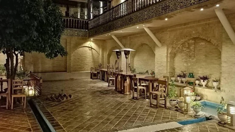 Forough Mehr Traditional Residence Shiraz 2