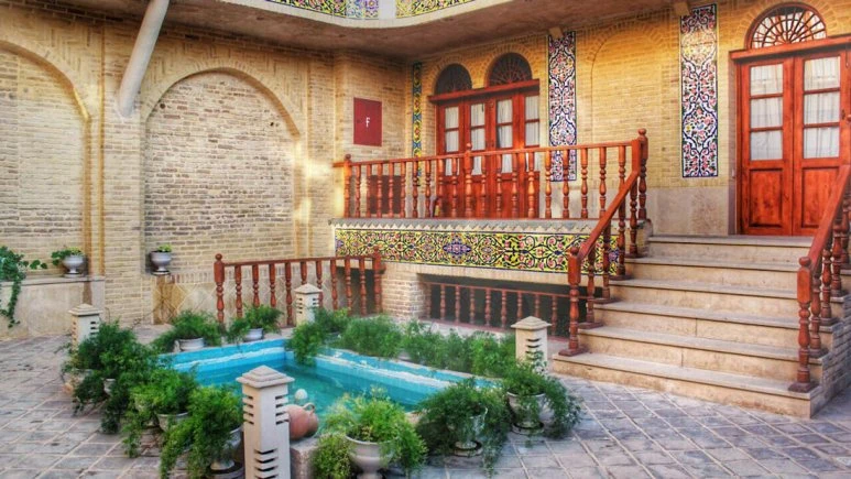 Forough Mehr Traditional Residence Shiraz 5