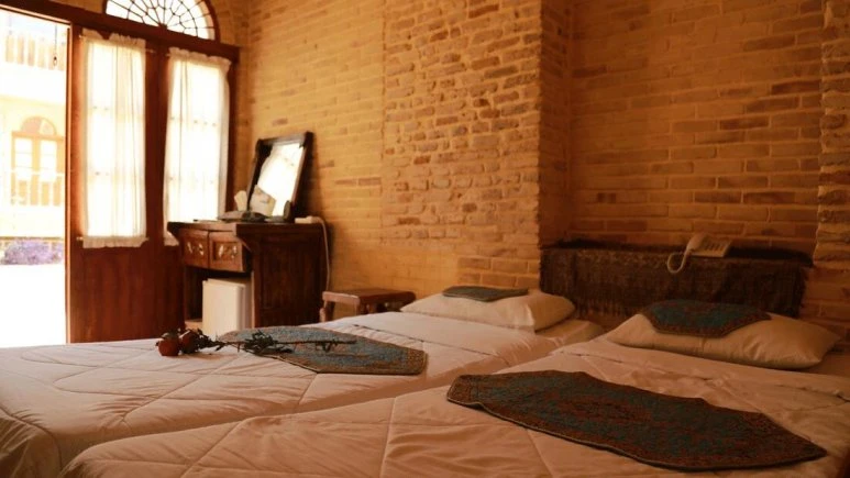 Forough Mehr Traditional Residence Shiraz 9