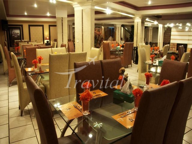 Aryo Barzan Hotel Shiraz 7