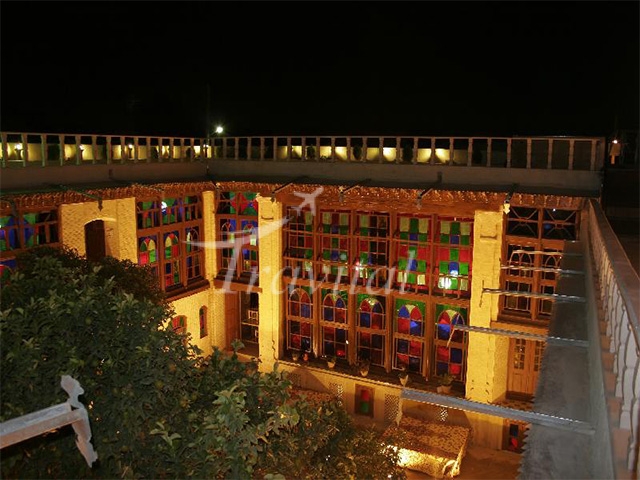 Niayesh Traditional Hotel Shiraz 10