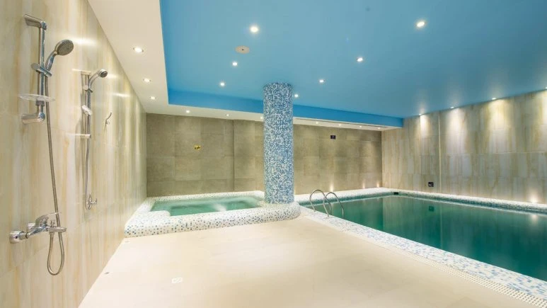 Shirazis Hotel Shiraz 1