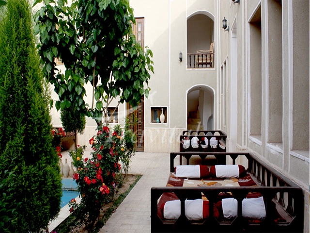 Kourosh Traditional Hotel Yazd 6