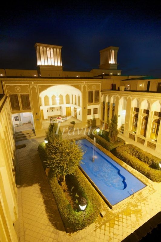Laleh Hotel Yazd 5
