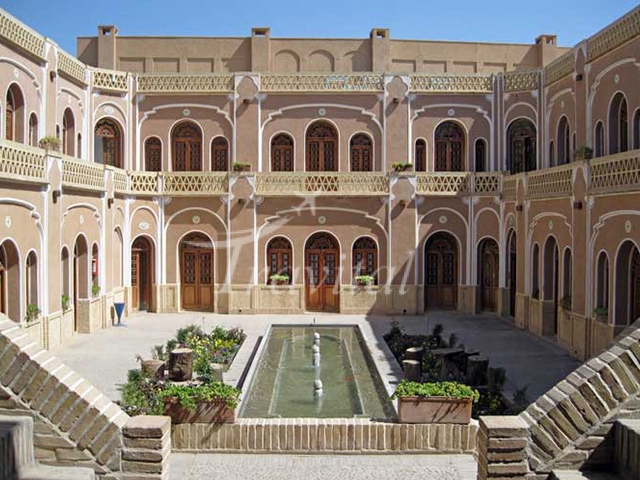Moshir Hotel Yazd 2