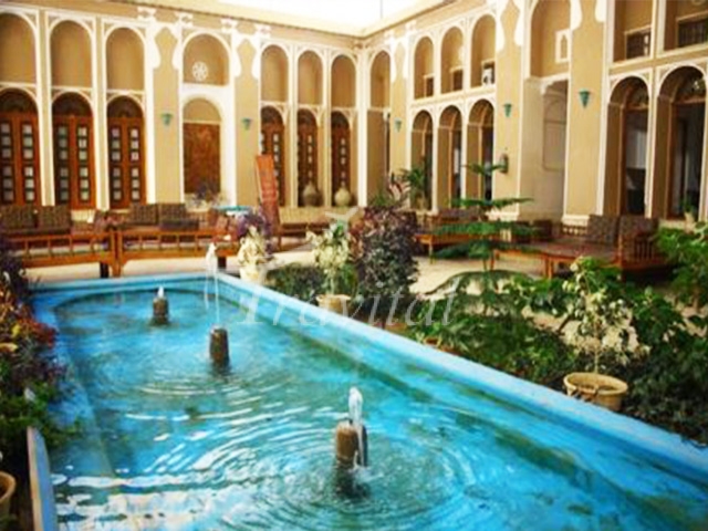 Mozafar Traditional Hotel Yazd 11