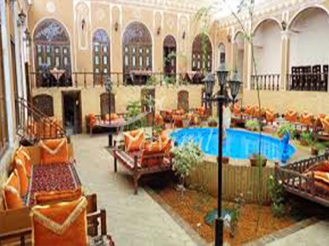 Roz (Rose) Traditional Hotel Yazd 12